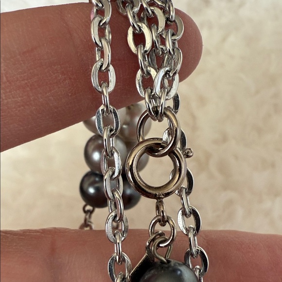 Sarah Coventry  Grey Shade PearL Silver Multi Strand Long Sweater Style Necklace - Picture 6 of 7